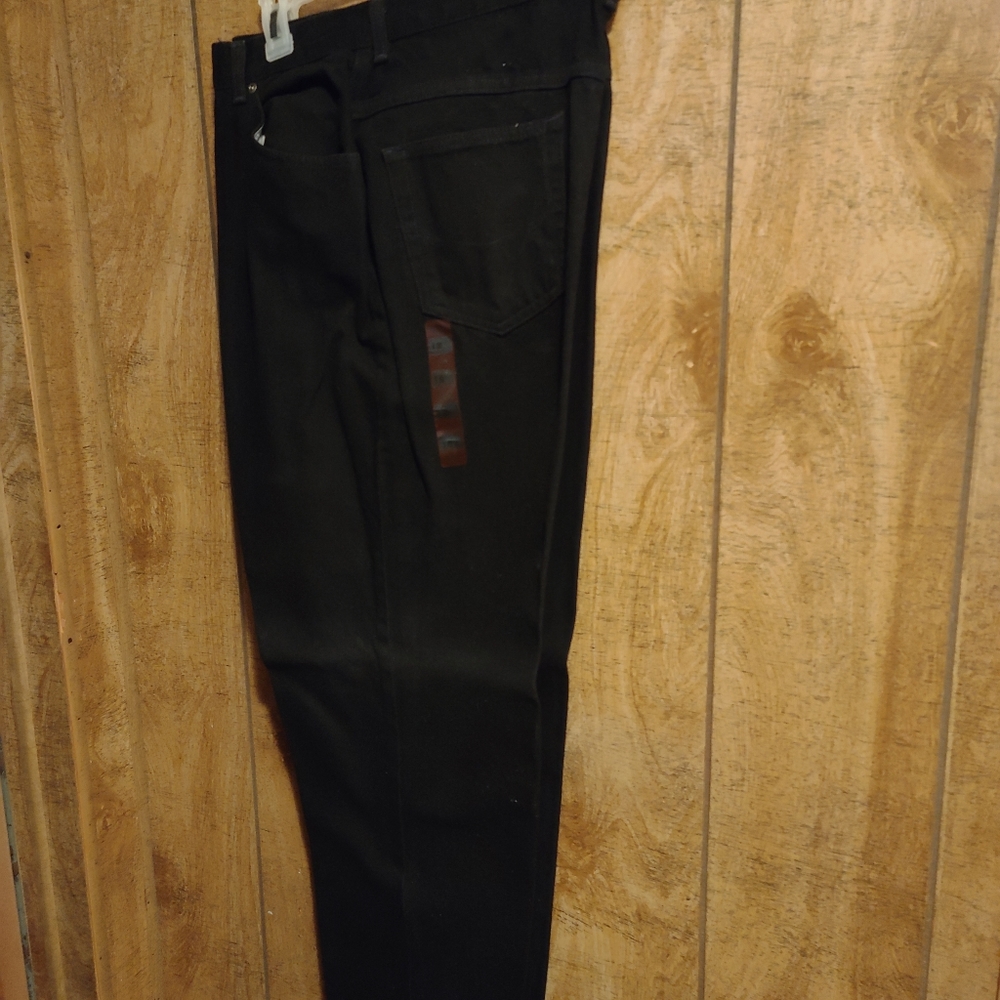 BRAND NEW!! CHIC BLACK JEANS SIZE 18 MISSES (16 WOMEN'S).